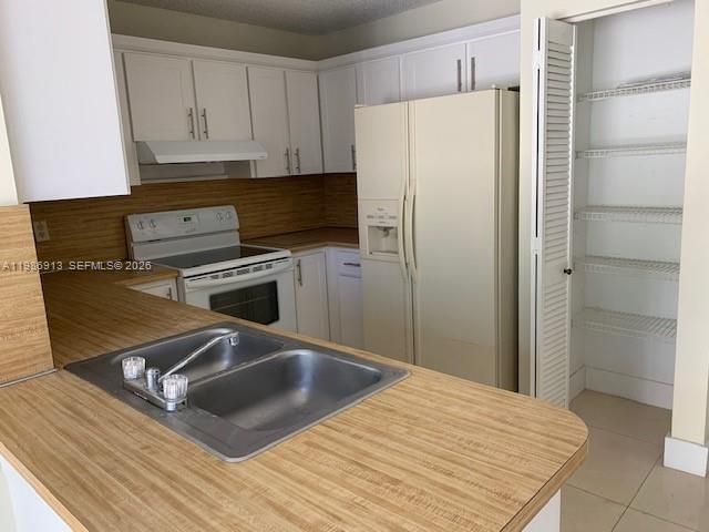 3-bedroom home for rent in Miami - 4526 SW 143rd Ct W 0 - MondialRealty