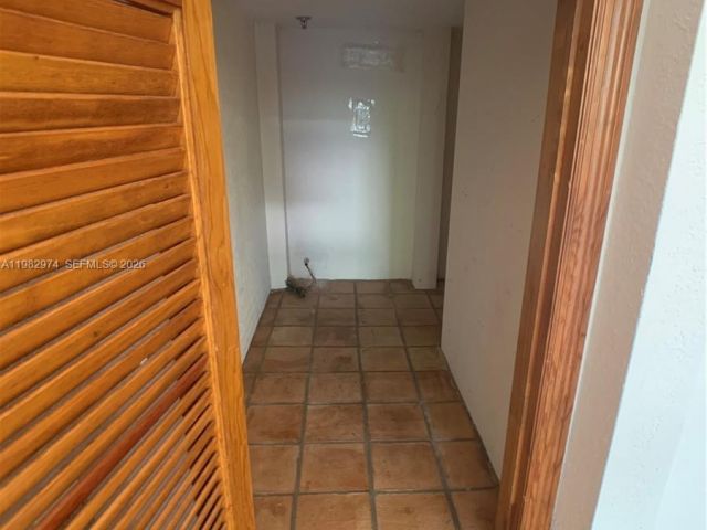 Home for rent at 1853 Jefferson Ave 5 - photo 7525465