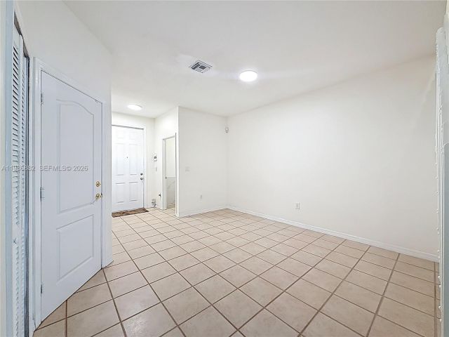 Home for rent at 4330 NW 114th Pl - photo 7484291