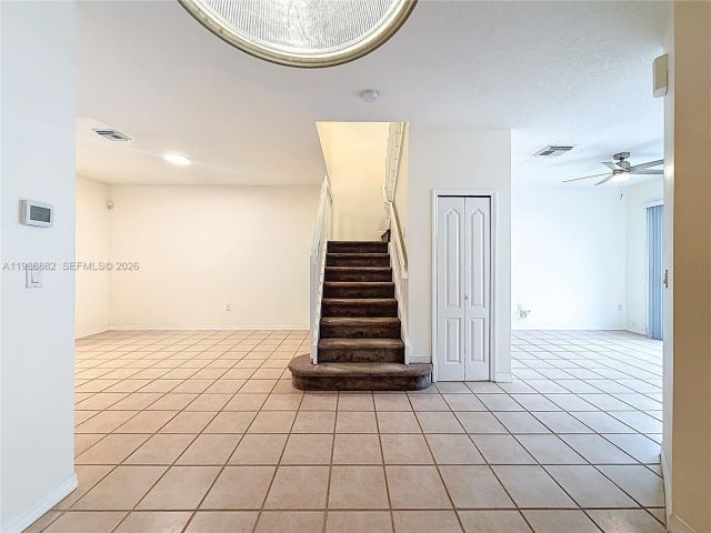 Home for rent at 4330 NW 114th Pl - photo 7484296