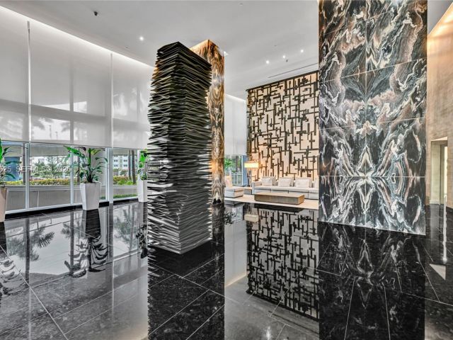 Apartment for sale  Unit #3908 - photo 7500317