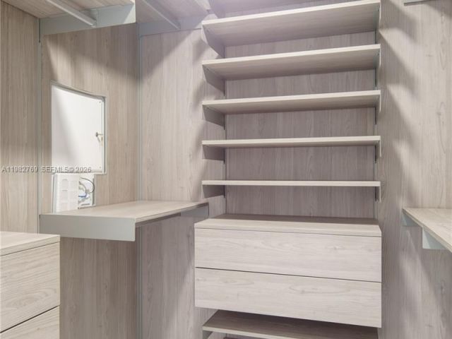 Apartment for rent  Unit #4406 - photo 7487714