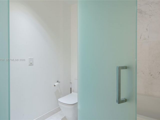 Apartment for rent  Unit #4406 - photo 7487717