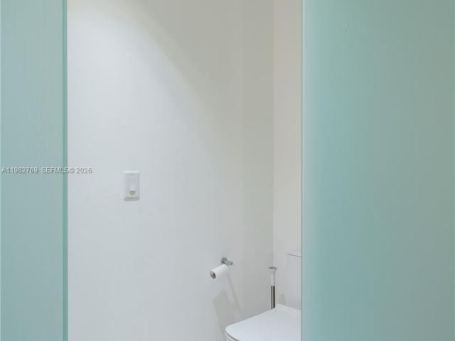 Apartment for rent  Unit #4406 - photo 7487718