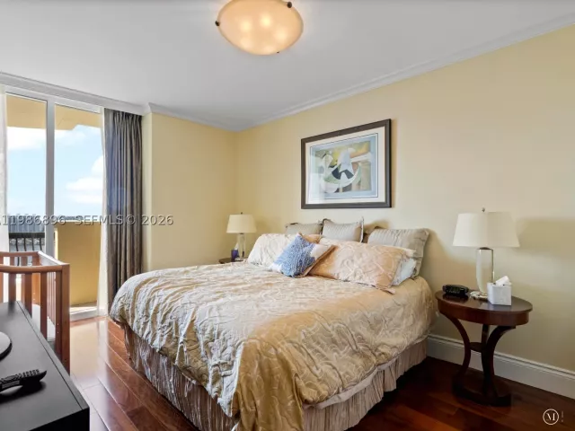 3-bedroom condo for rent in Sunny Isles Beach - 17875 Collins Ave 2903 - MondialRealty
