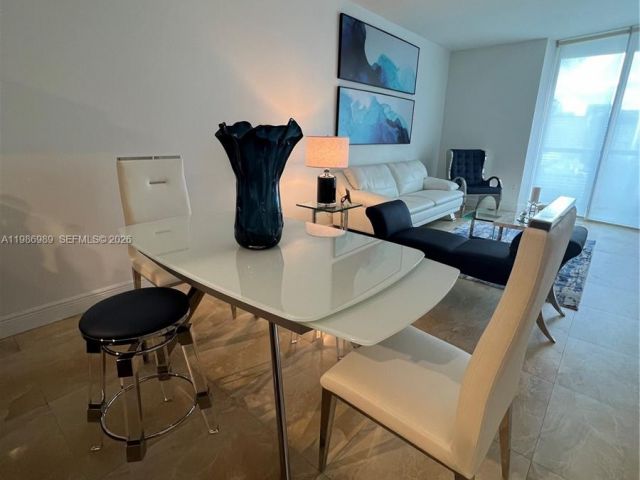 Apartment for sale  Unit #2707 - photo 7527424