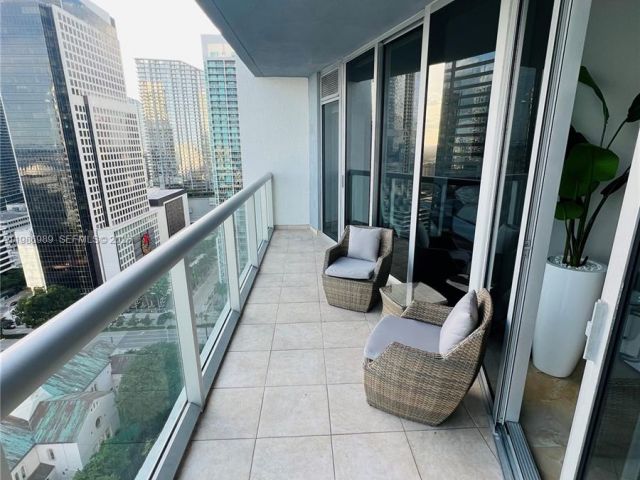 Apartment for sale  Unit #2707 - photo 7527430