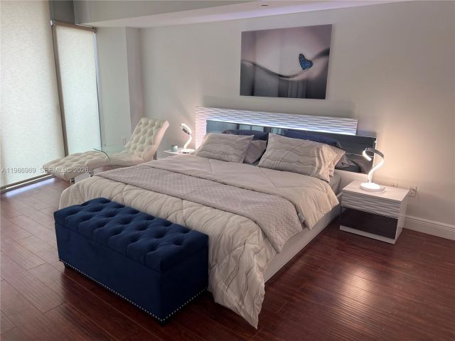 Apartment for sale  Unit #2707 - photo 7527442