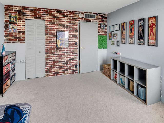 Apartment for sale  Unit #617 - photo 7525023