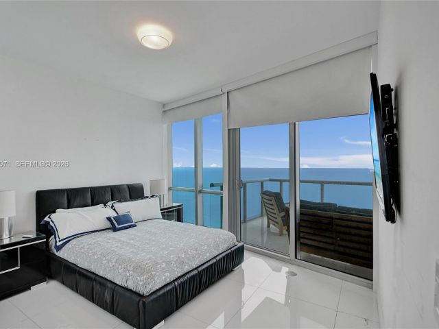 Apartment for rent  Unit #3206 - photo 7498603