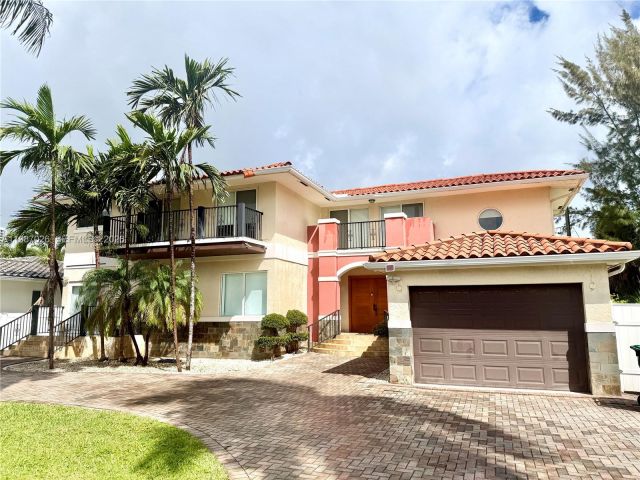 Home for rent at 211 189th Ter - photo 7502823