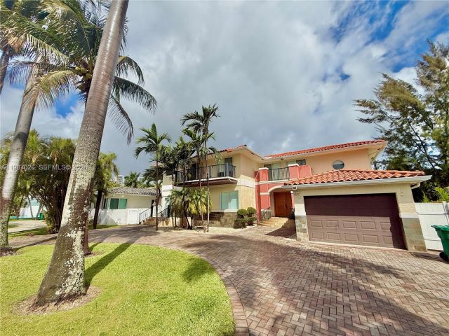 Home for rent at 211 189th Ter - photo 7502824