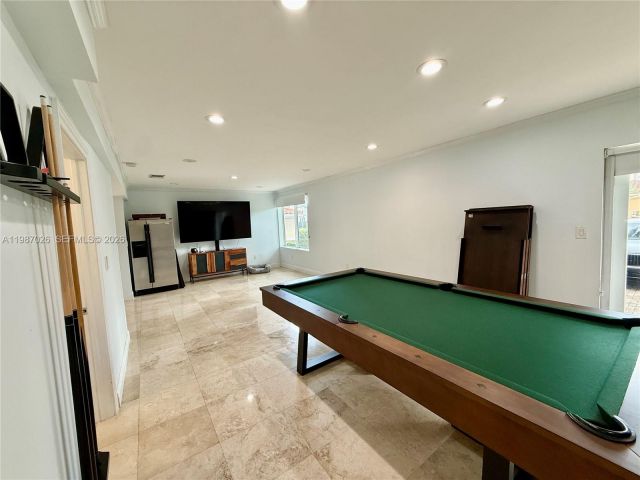 Home for rent at 211 189th Ter - photo 7502830