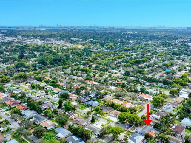 Home for sale at 12890 NE Miami Ct - photo 7504224