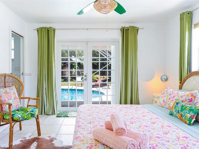 Home for rent at 809 SE 14th Dr - photo 7517253