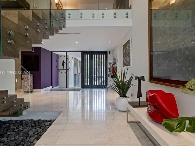 Home for sale at 610 Harbor Cir - photo 7524443