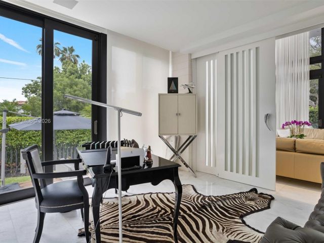 Home for sale at 610 Harbor Cir - photo 7524445