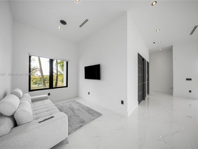 Home for sale at 15620 SW 188th Ct - photo 7512208