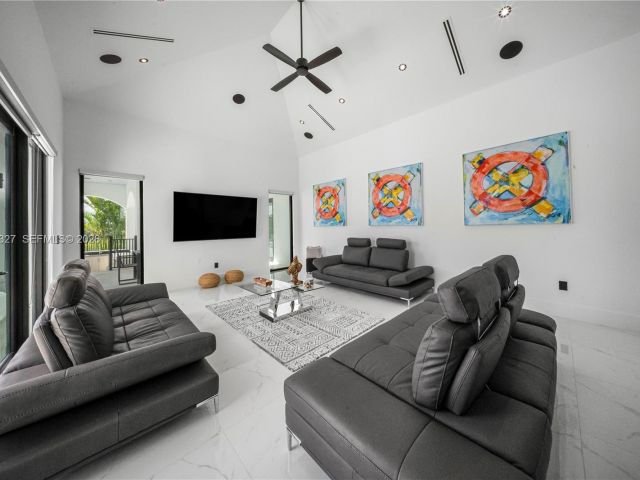 Home for sale at 15620 SW 188th Ct - photo 7512210