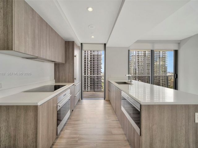 Apartment for sale  Unit #2909 - photo 7514294