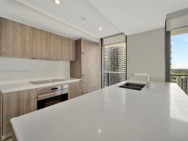 Apartment for sale  Unit #2909 - photo 7514297