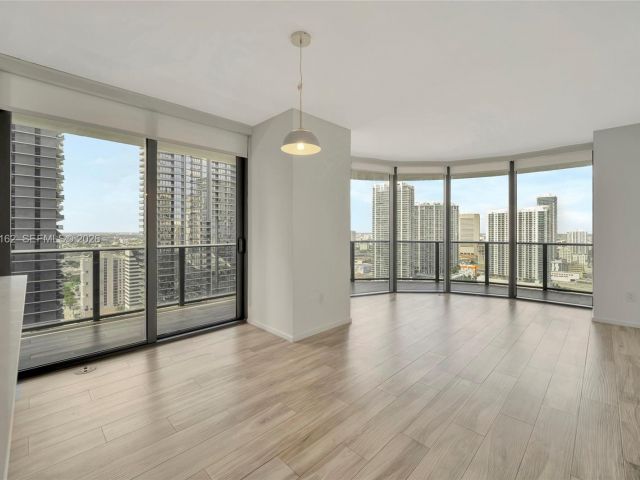 Apartment for sale  Unit #2909 - photo 7514299