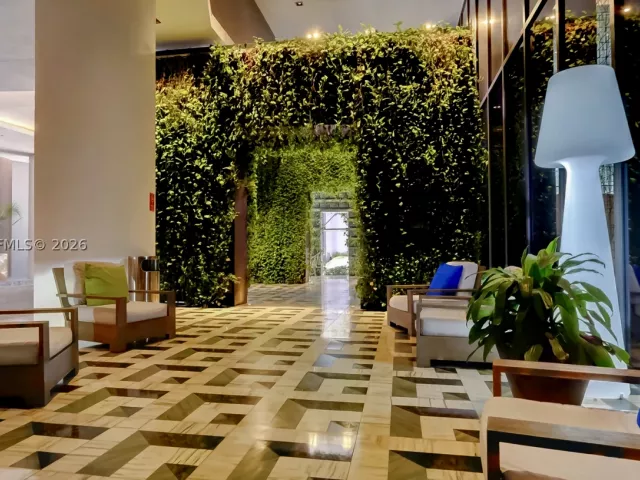 3-bedroom condo for sale in Miami - 801 S Miami Ave 2909 - MondialRealty