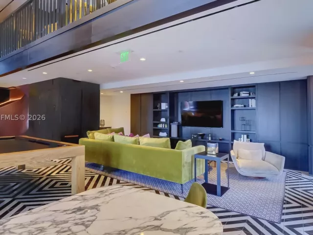 3-bedroom condo for sale in Miami - 801 S Miami Ave 2909 - MondialRealty