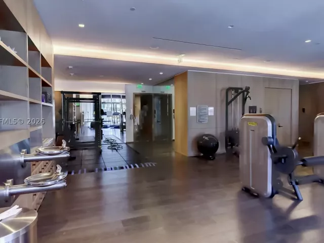 3-bedroom condo for sale in Miami - 801 S Miami Ave 2909 - MondialRealty