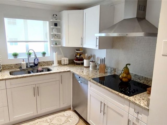 Apartment for rent  Unit #2805 - photo 7514262