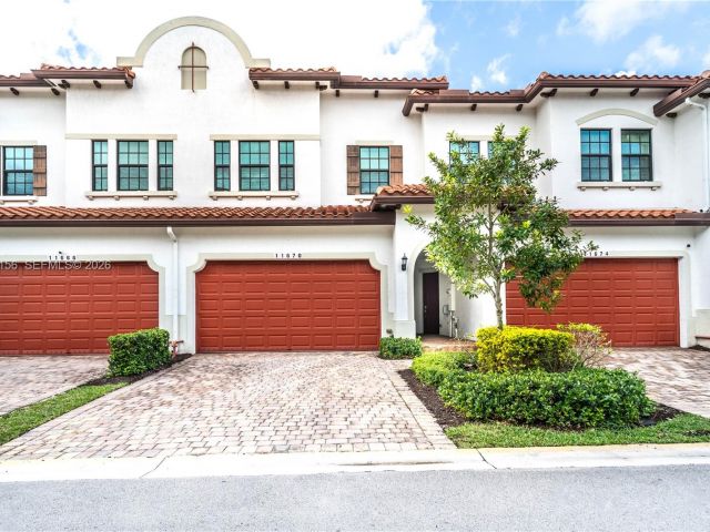 Home for rent at 11674 SW 13th Ln 1674 - photo 7513783