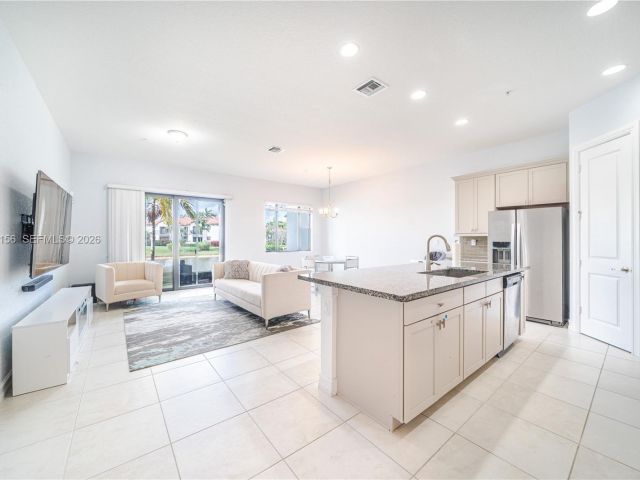 Home for rent at 11674 SW 13th Ln 1674 - photo 7513787