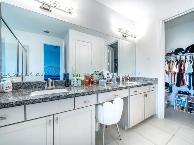 3-bedroom home for rent in Pembroke Pines - 11674 SW 13th Ln 1674 - MondialRealty