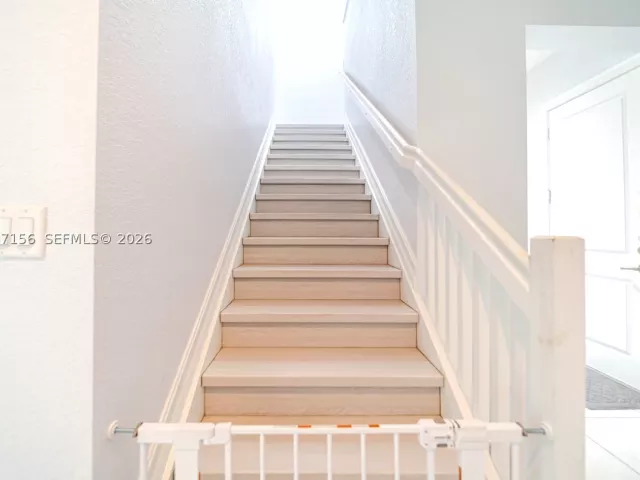 3-bedroom home for rent in Pembroke Pines - 11674 SW 13th Ln 1674 - MondialRealty