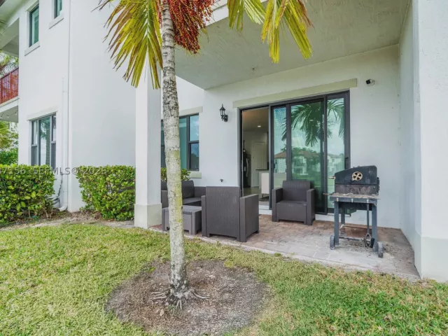 3-bedroom home for rent in Pembroke Pines - 11674 SW 13th Ln 1674 - MondialRealty