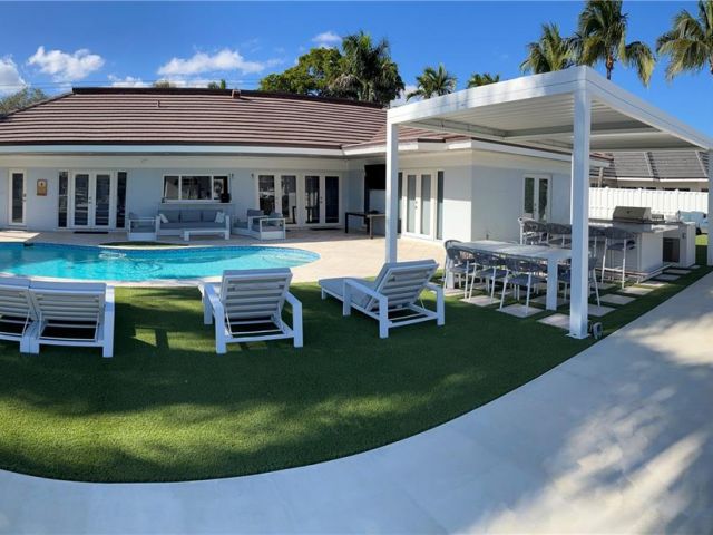 Home for rent at 5510 Bayview Dr - photo 7513850