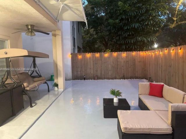 Home for rent at 15022 SW 143rd Ter 1 - photo 7513925