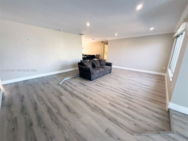 Home for rent at 1804 SW 104th Ct - photo 7518207