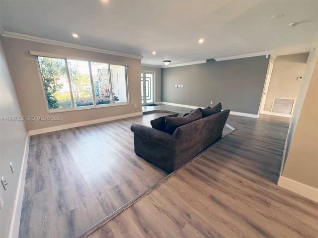 Home for rent at 1804 SW 104th Ct - photo 7518208