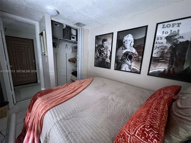 Home for rent at 2040 NE 183rd St - photo 7516858