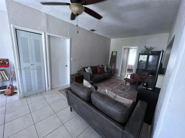 Home for rent at 2040 NE 183rd St - photo 7516865