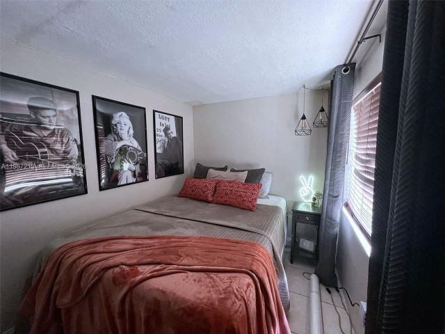 Home for rent at 2040 NE 183rd St - photo 7516867