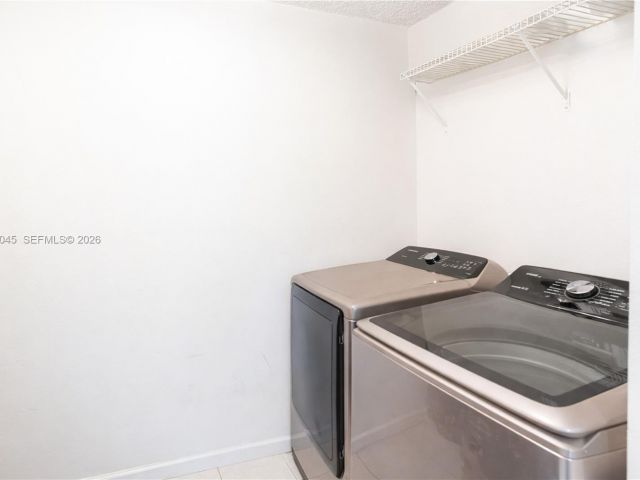 Home for rent at 8980 Palm Tree Ln 8980 - photo 7518431