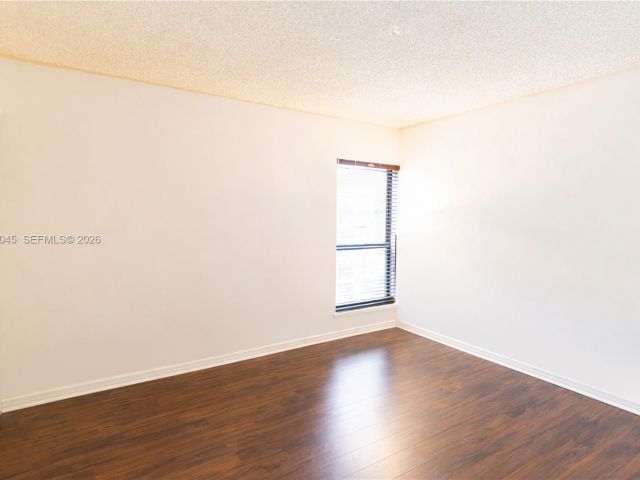 Home for rent at 8980 Palm Tree Ln 8980 - photo 7518448