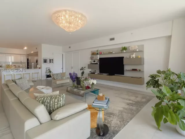 4-bedroom condo for sale in Aventura - 5000 Island Estates Dr 1201 - MondialRealty