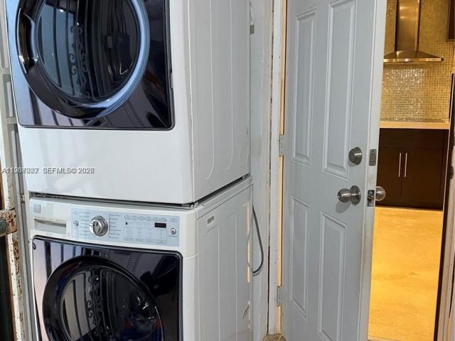 Home for rent at 1501 Lisbon St - photo 7515752