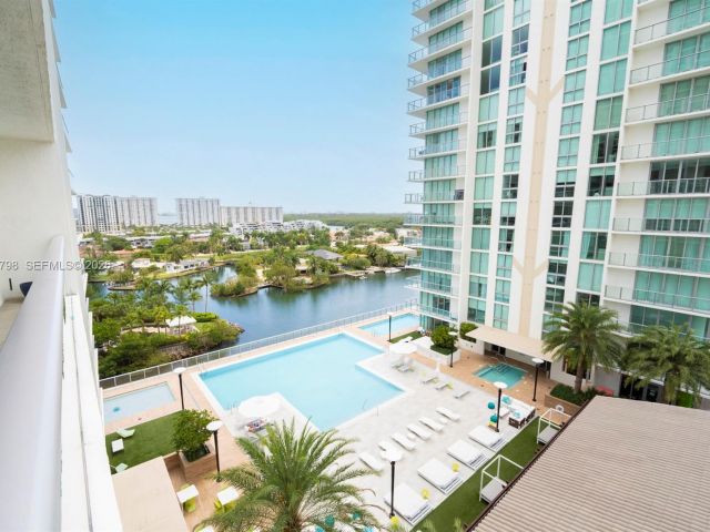 Apartment for rent  Unit #4-1007 - photo 7516219