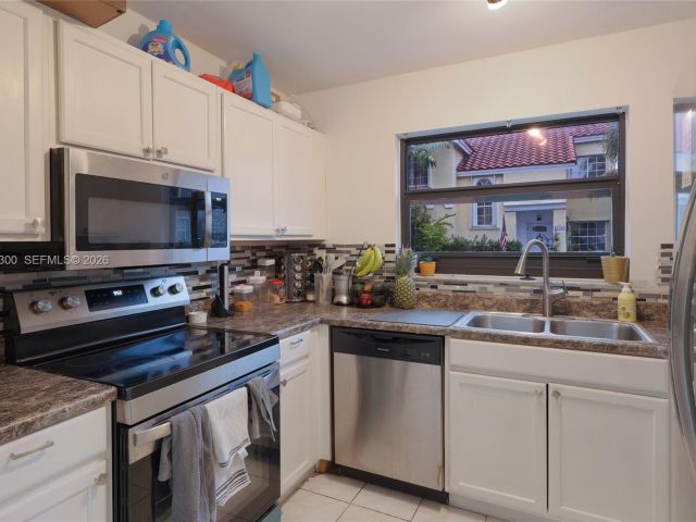 Home for sale at 12682 NW 7th Way - photo 7517402