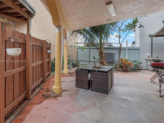 Home for sale at 12682 NW 7th Way - photo 7517408