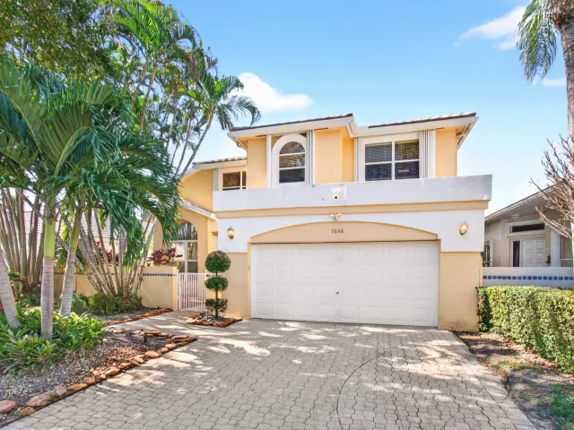 3-bedroom home for rent in Boca Raton - 7848 Travelers Tree Drive - MondialRealty